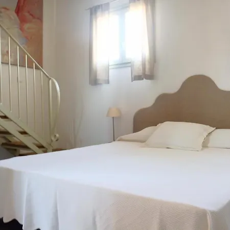 Maison De 3 Chambres Avec Piscine Partagee Terrasse Et Wifi A Ocagnano Дом отдыха *